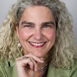 Meet your Posher, Carla